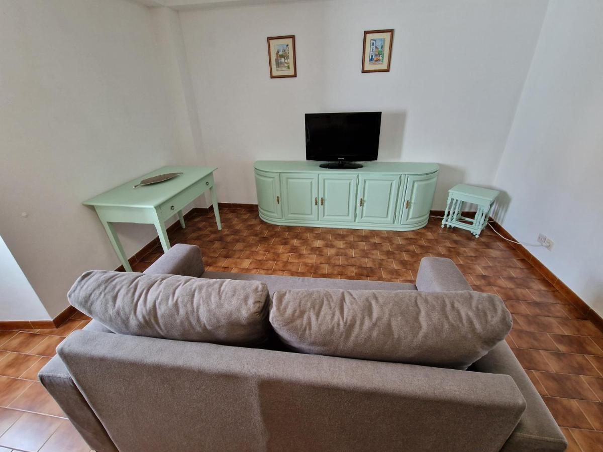 Apartamentos Garrett Horta  Buitenkant foto